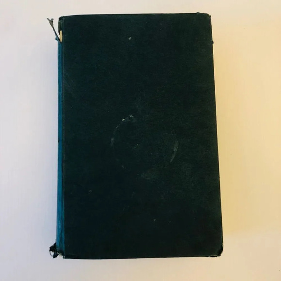 Encyclopedia of Common Diseases Hardcover – July 1, 1976 - Picture 2 of 6